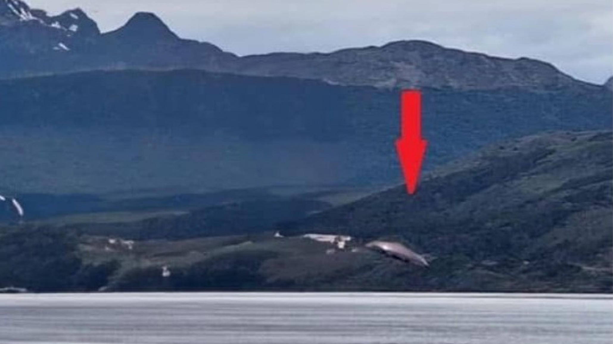 ¿Turistas o testigos de otro mundo? Extraños objetos sobre el Canal Beagle desataron teorías de OVNIS en Ushuaia