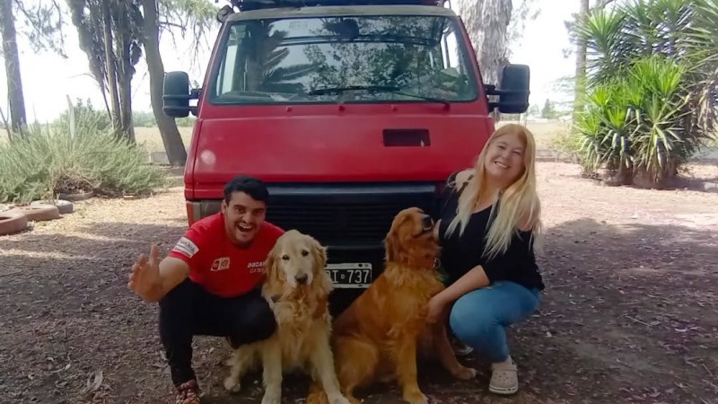 Los youtubers Maru y Sergio hacen una parada inesperada en Comodoro Rivadavia por un problema de salud