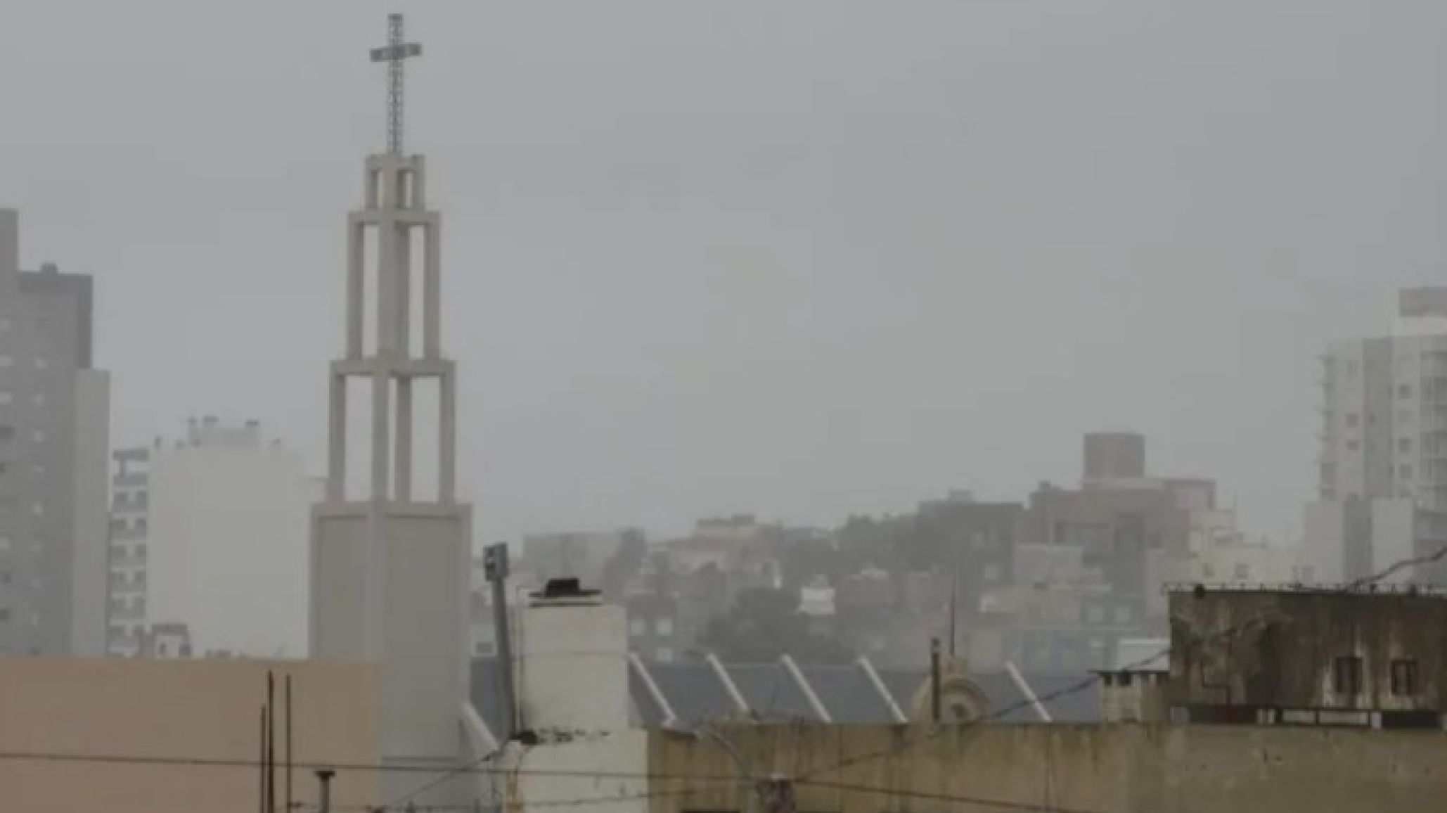 Miércoles con lluvias aisladas y ráfagas de hasta 50 km/h en Comodoro