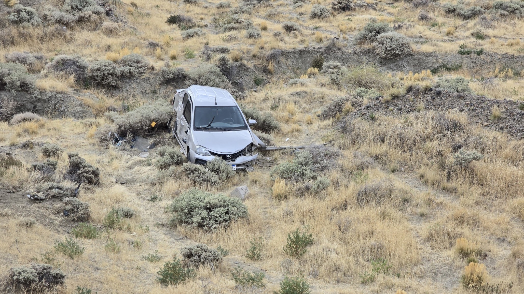 Accidente: un auto volcó en la Ruta 3