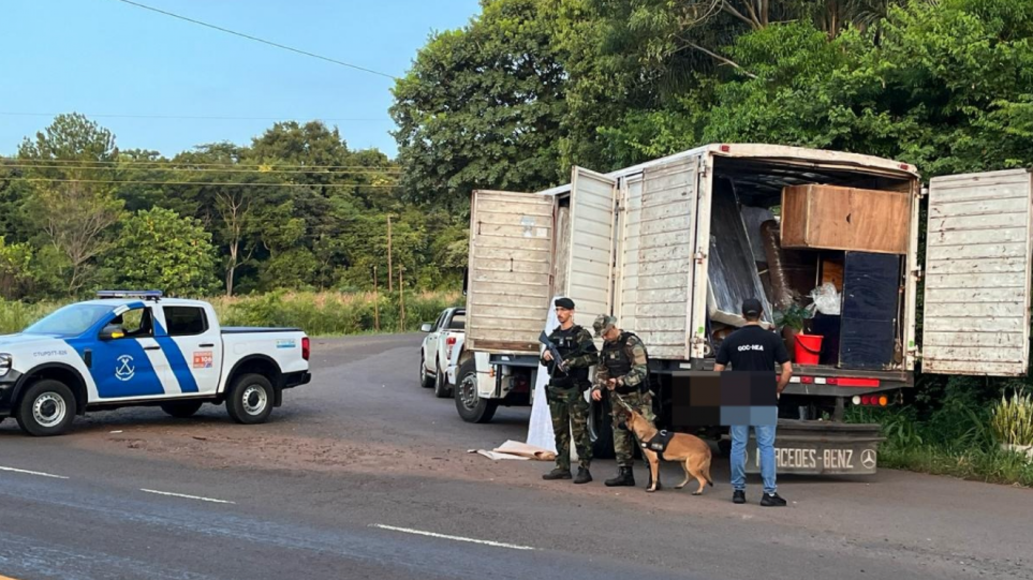 Prefectura secuestró casi 4 toneladas de marihuana en un camión de mudanzas