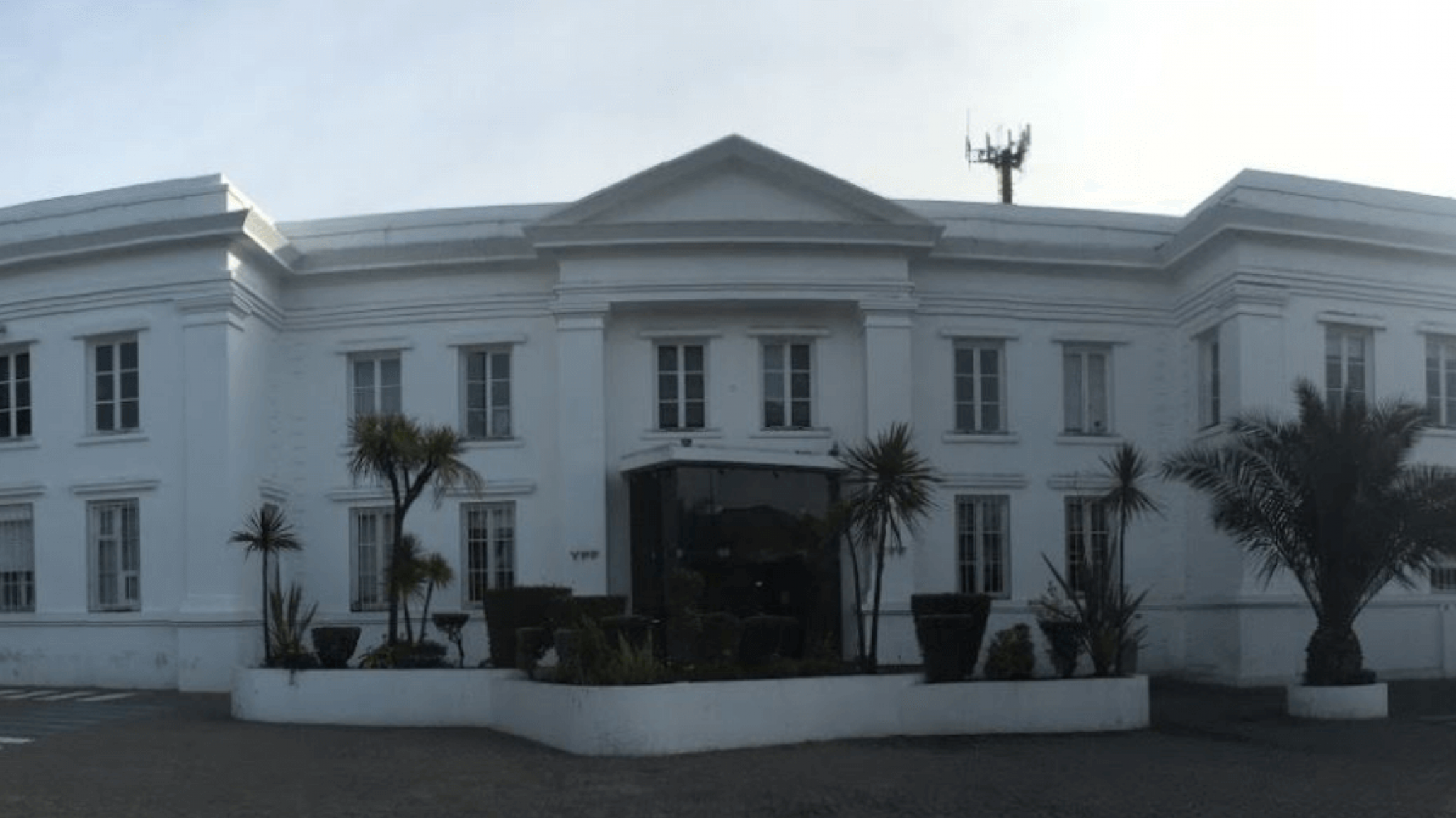 YPF se va definitivamente de Comodoro: El presidente Marin incluyó en el orden del día la salía de Manantiales Behr