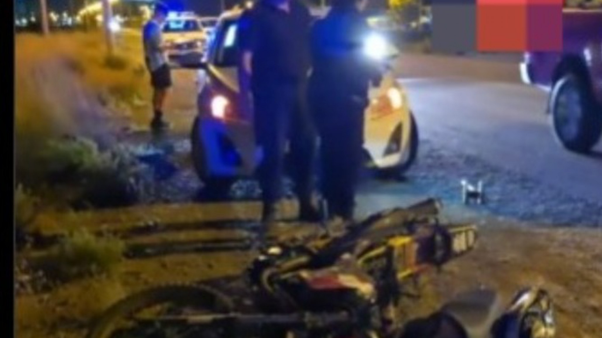 Accidente en Km. 8: chocaron una moto y un auto frente a Petroquímica