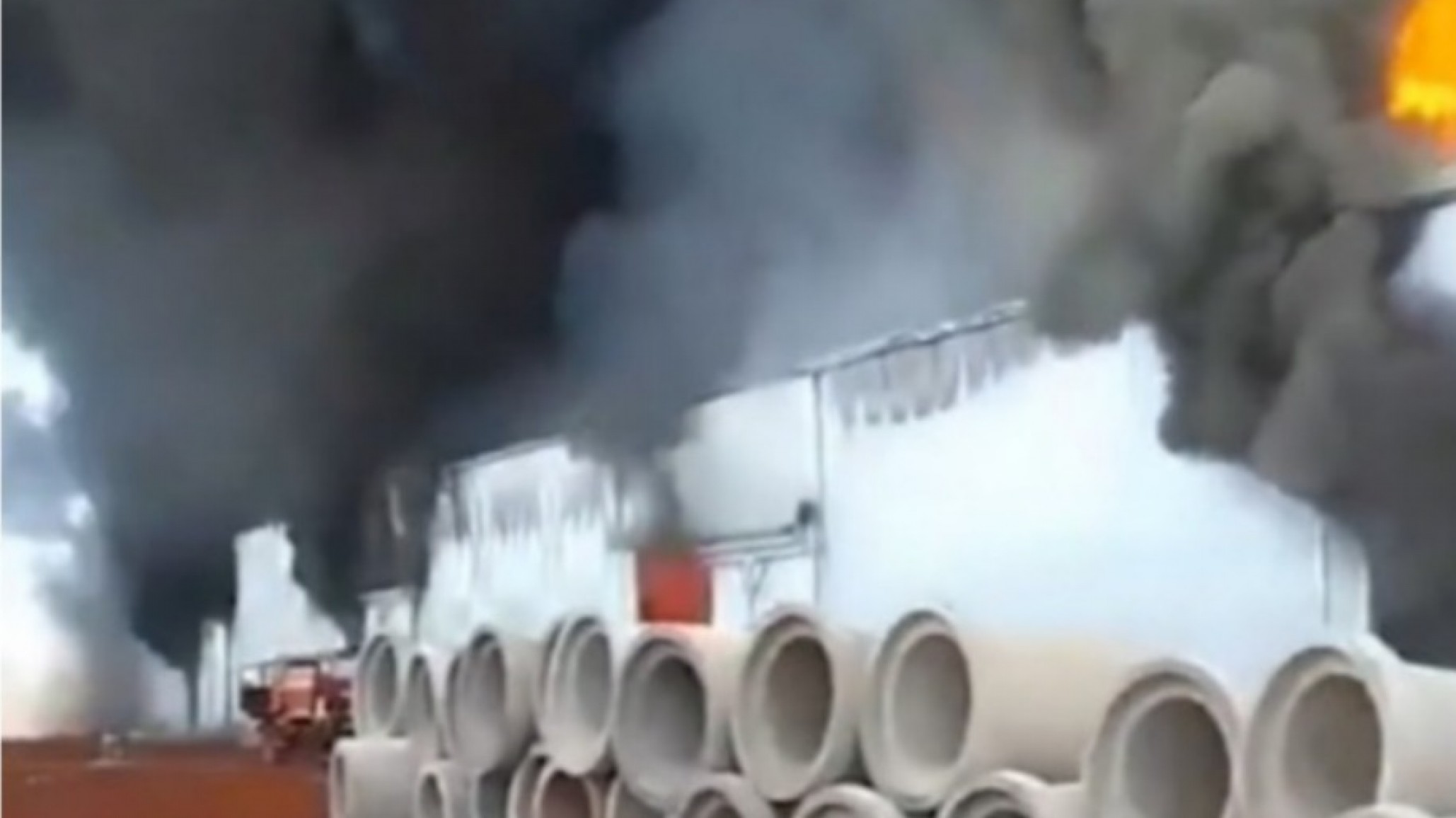 Ardió un depósito de Playadito y destruyó más de tres millones de kilos de yerba