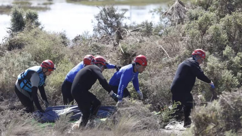 Tragedia en Bahía Blanca: hallaron muerto al chofer que intentó rescatar a las dos niñas desaparecidas