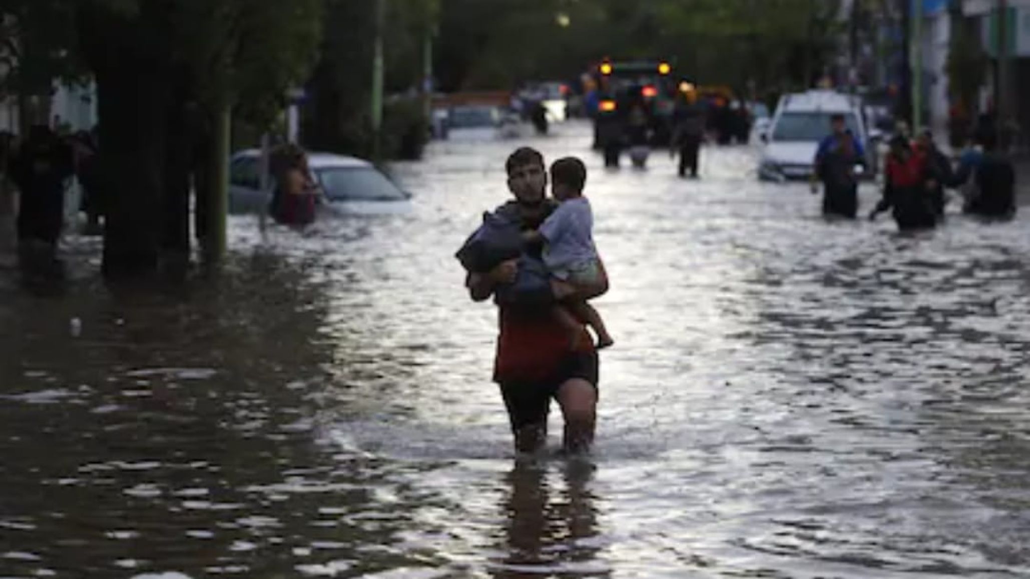 El Gobierno decretó tres días de duelo por las víctimas del temporal en Bahía Blanca