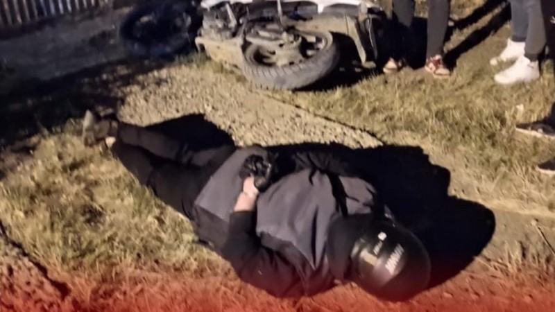 Incendiaron el auto de un juez tras recibir una resolución judicial en su contra