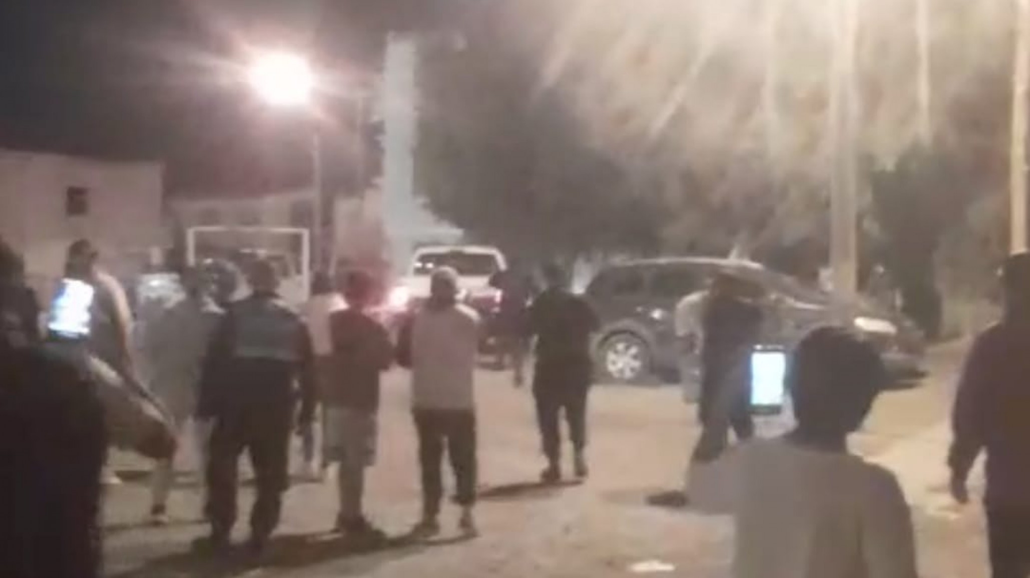 Protesta de vecinos en Barrio 30 de octubre por un presunto caso de abuso sexual a menores