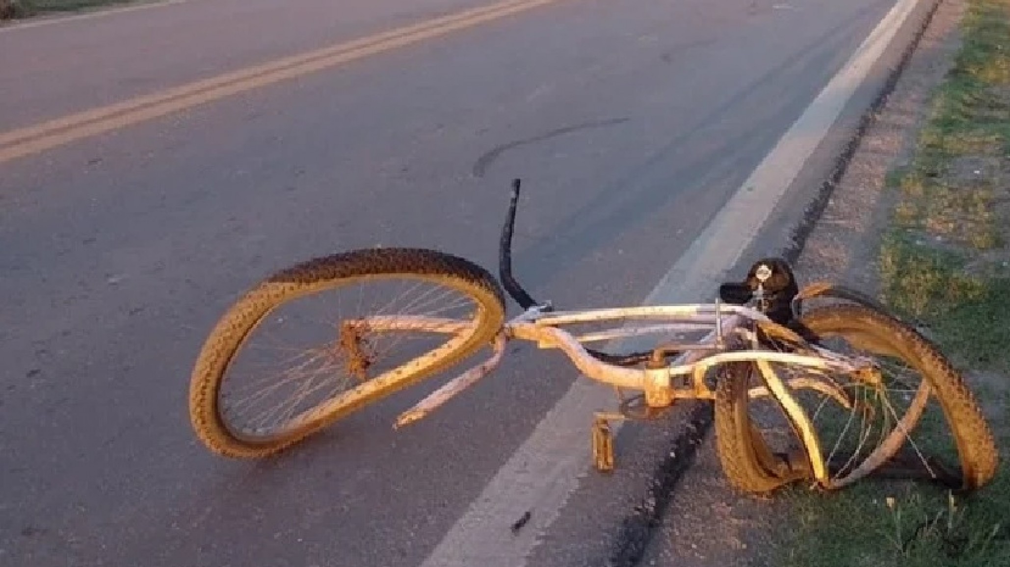 Una ciclista y su hijo fueron atropellados por un colectivo en la ruta provincial N.º 34