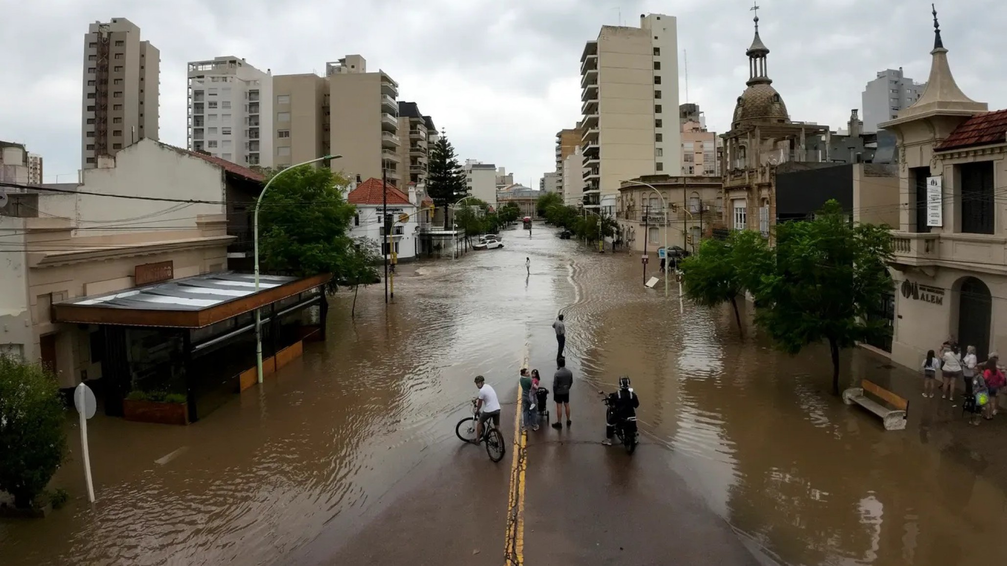 Suspendieron las actividades al aire libre en Bahía Blanca por una alerta amarilla