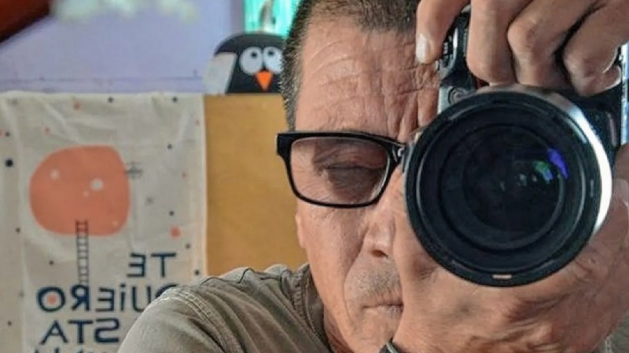 Murió Gustavo "Pajarito" Paz, el fotógrafo que inmortalizó a Comodoro