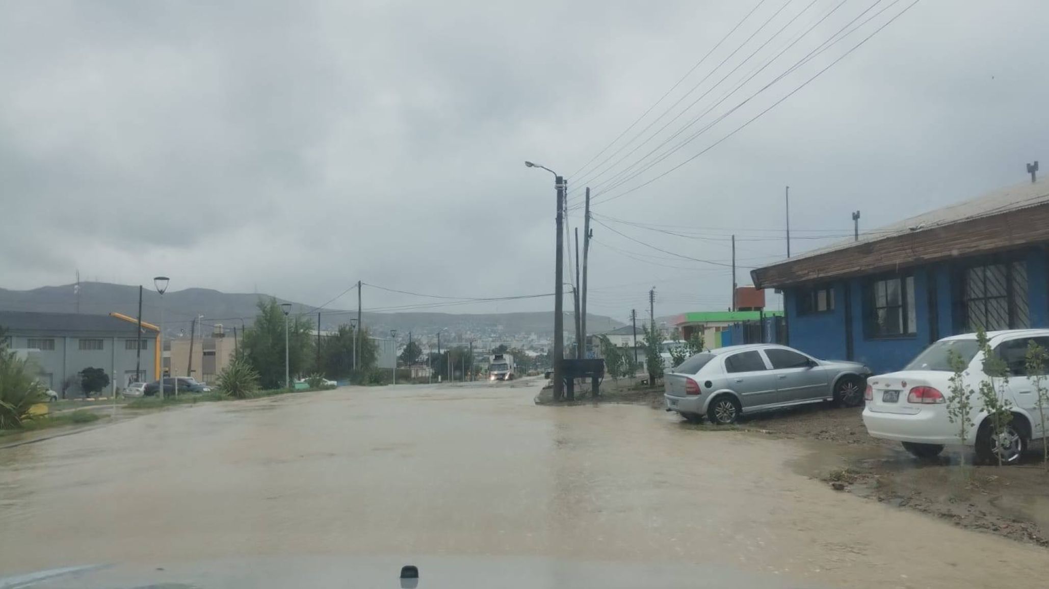 La vecinal del Stella Maris mostró al barrio afectado por la lluvia y pidió al sector político: "Dejar de lado las diferencias y armar un plan"