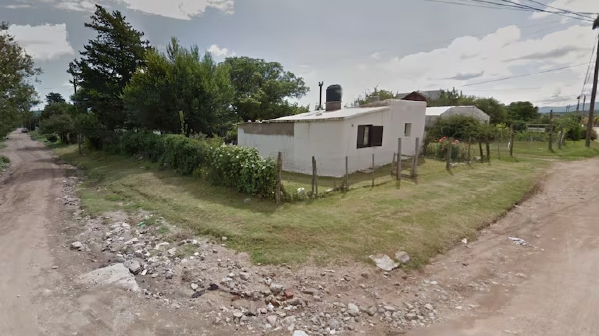 Córdoba: hallaron a un hombre de 60 años muerto en la calle y detuvieron a su inquilina