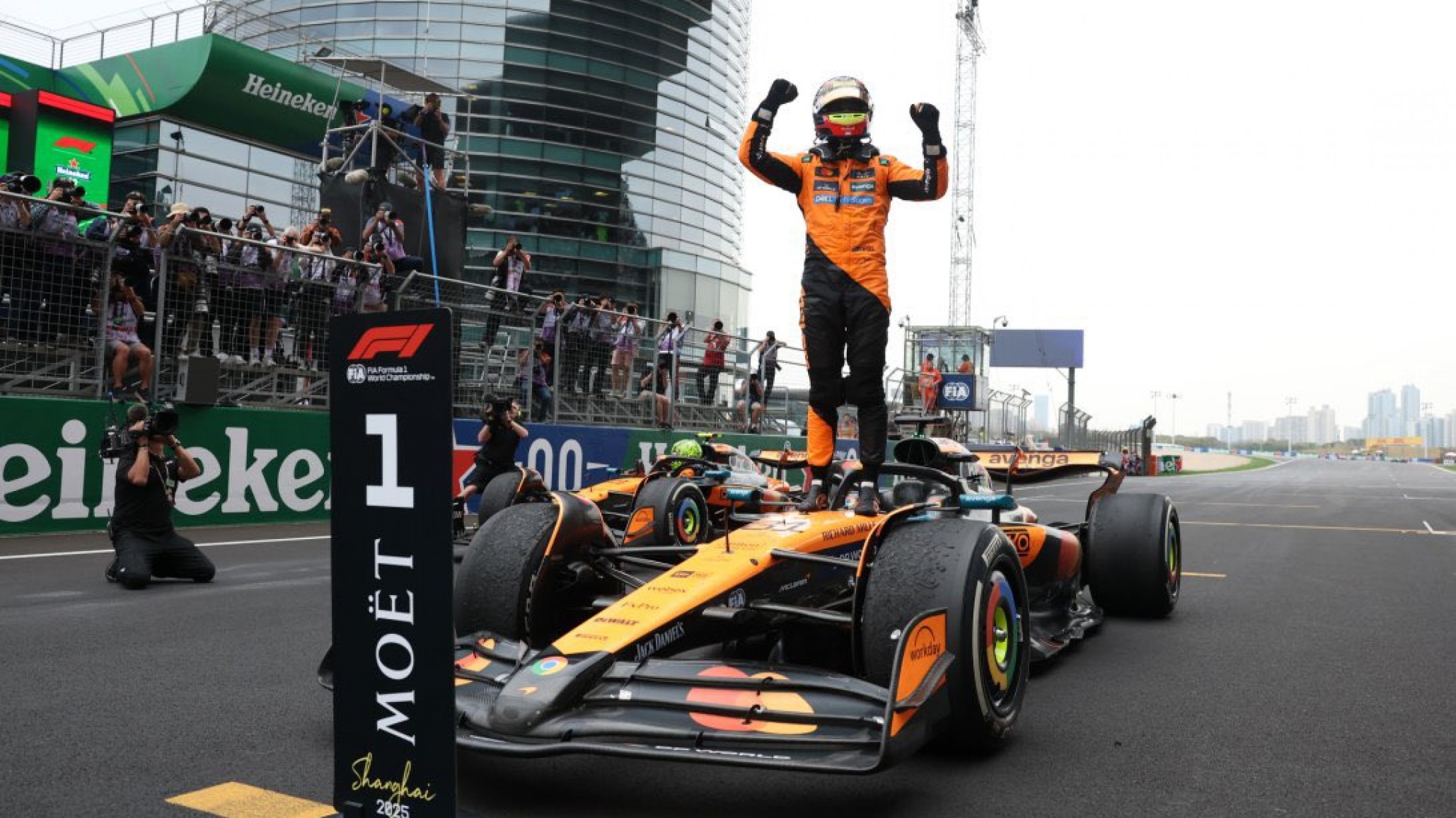Oscar Piastri ganó el GP de China y McLaren domina la Fórmula 1