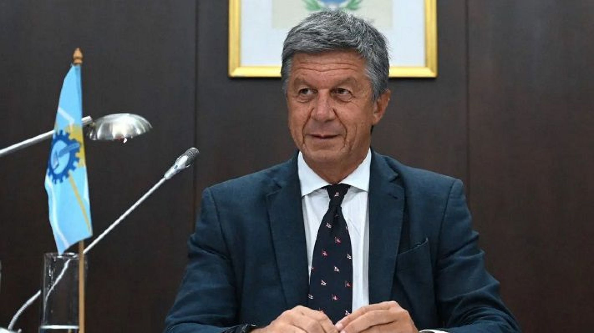 La Legislatura, otra vez en la antesala de una fuerte discusi髇 entre la austeridad y la creaci髇 de nuevos cargos