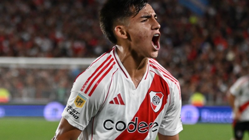 El comodorense Ian Subiabre marcó su primer gol en River Plate