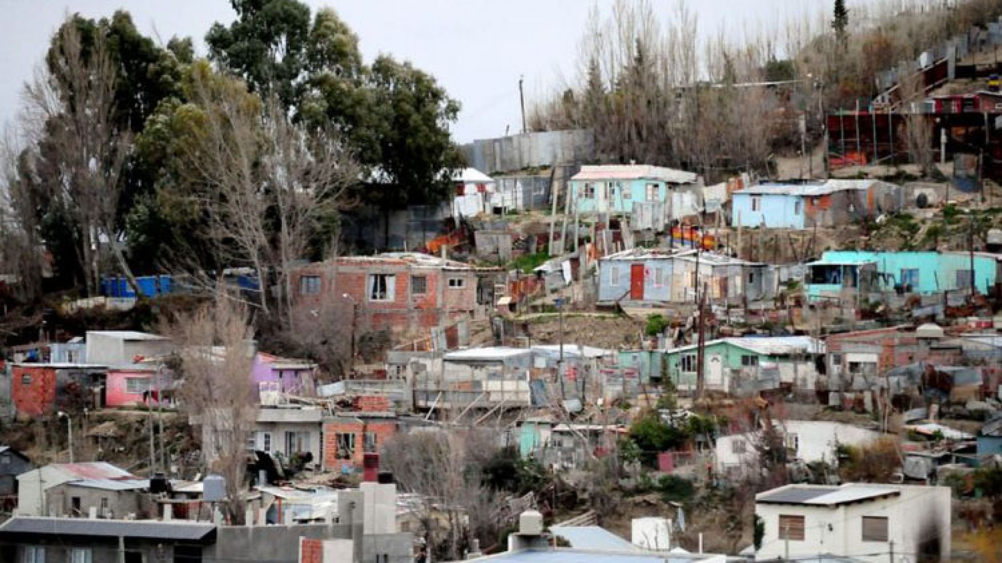 Una joven madre pide ayuda para no quedar en la calle con tres niños