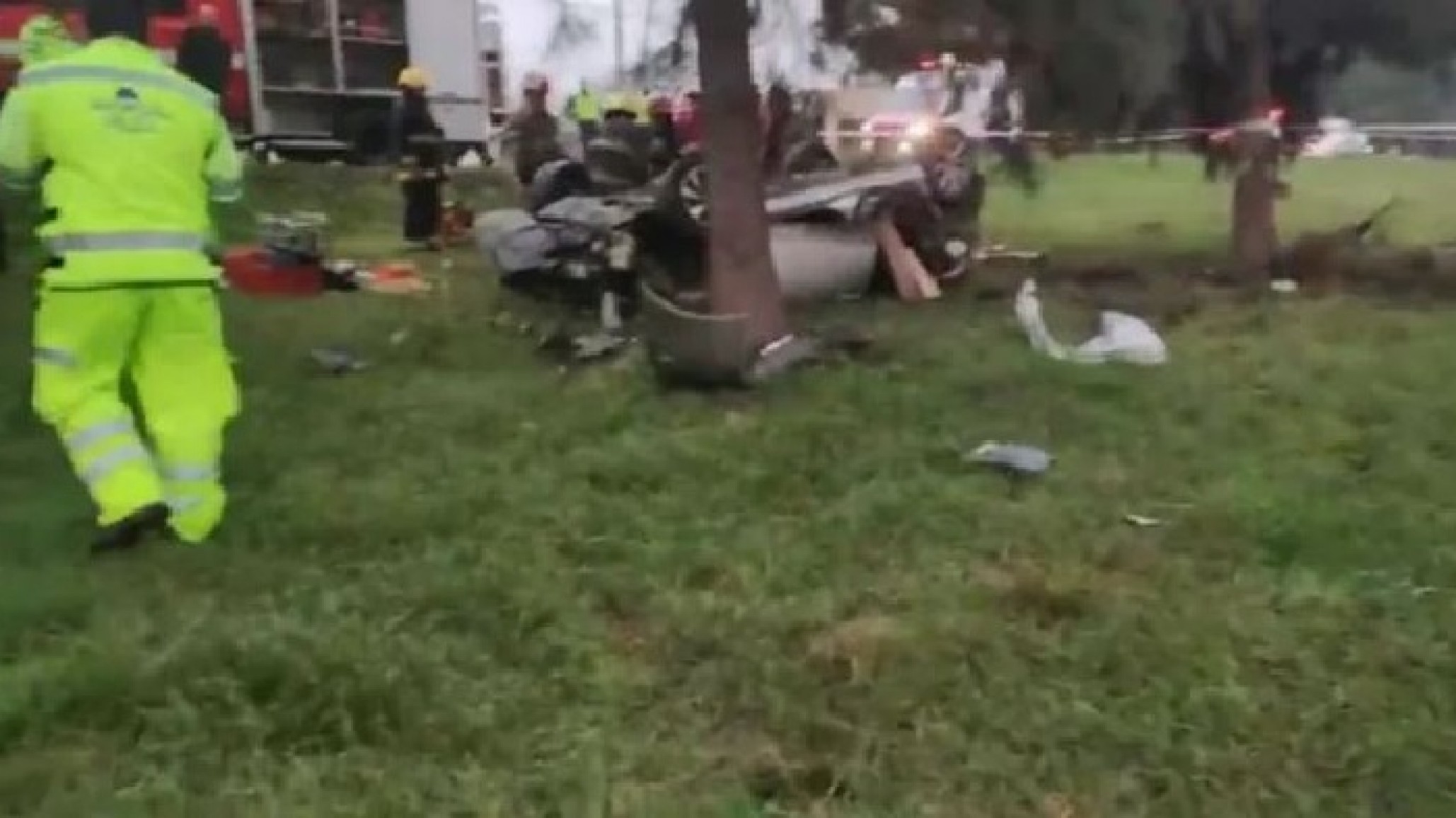 Cinco jóvenes murieron en un brutal vuelco en Pilar: solo hay un sobreviviente