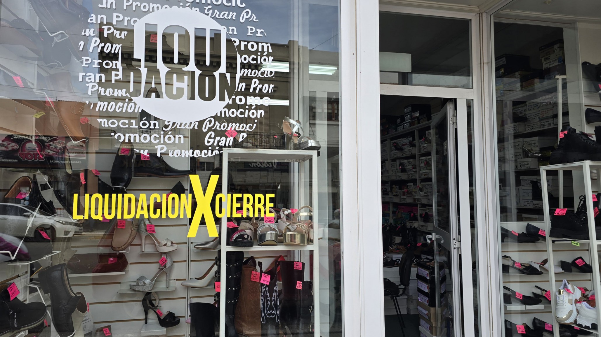 Comercio se suma al paro de la CGT: ya se registraron 250 despidos en lo que va del año