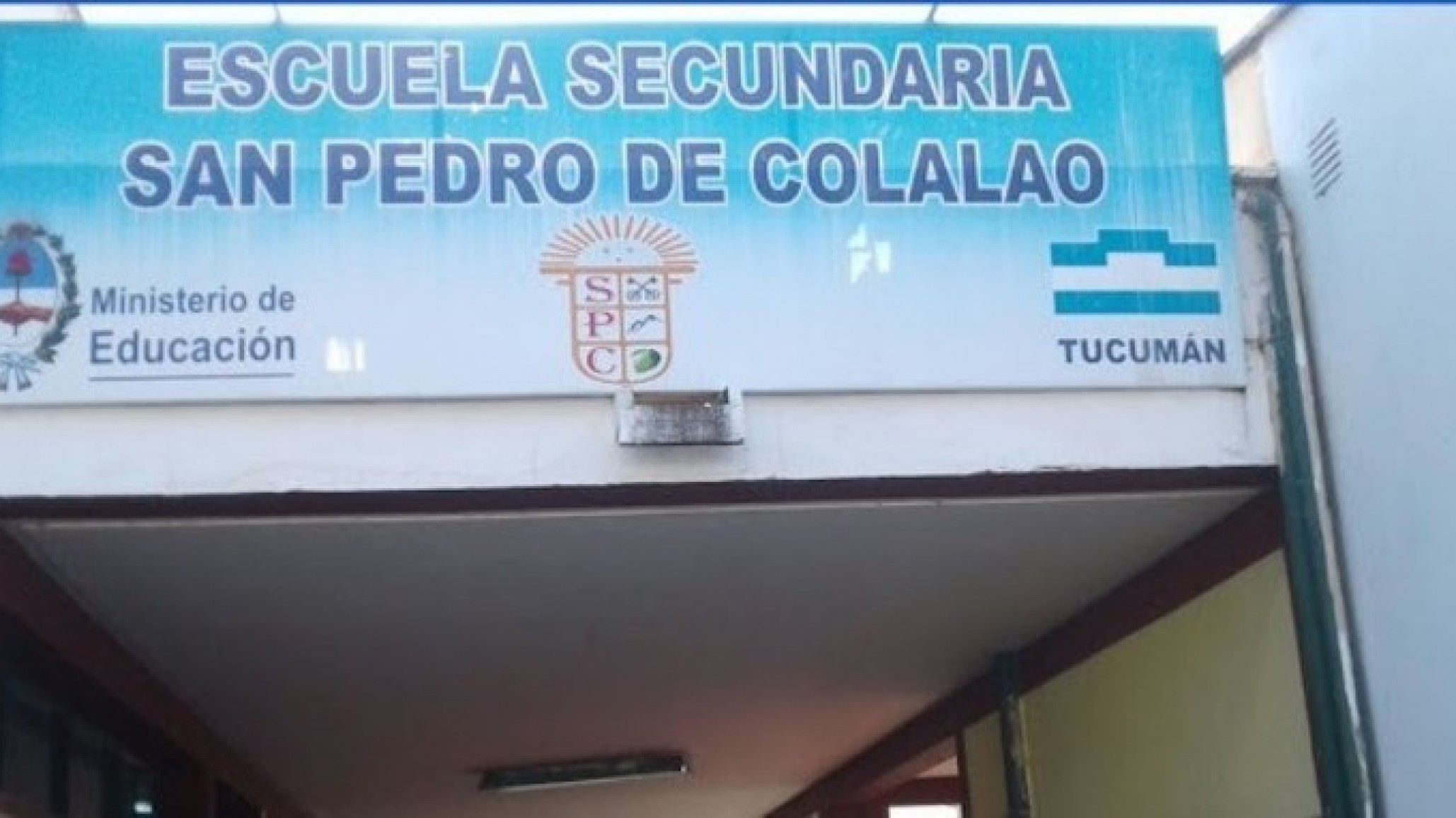 60 alumnos fueron intoxicados en una escuela y los padres sospechan de un compañero