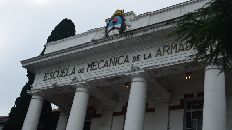 Hallazgo en ex ESMA reaviva polémica: Encuentran restos de auto donde "quemaban cuerpos"