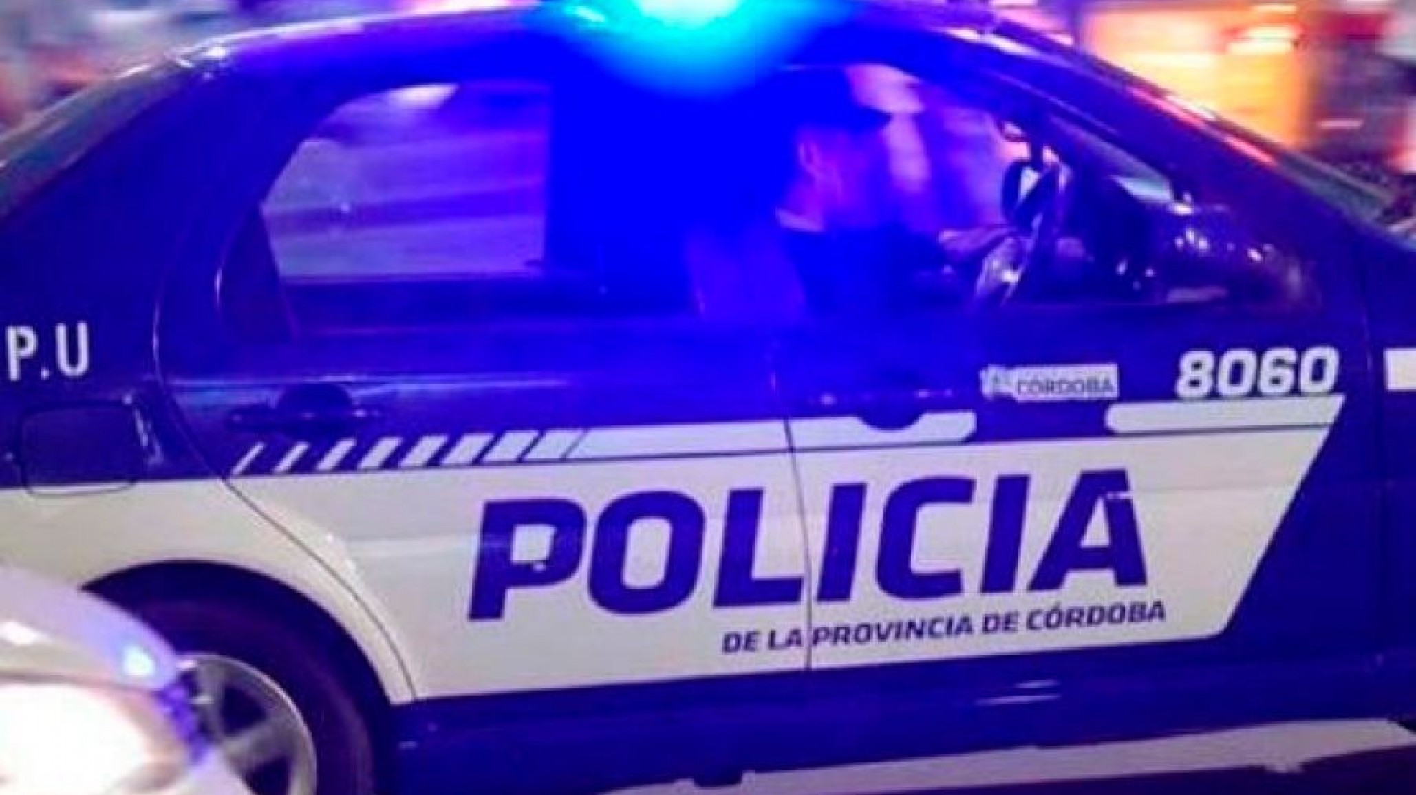 Le cortó la oreja con un machete tras una discusión por el estacionamiento