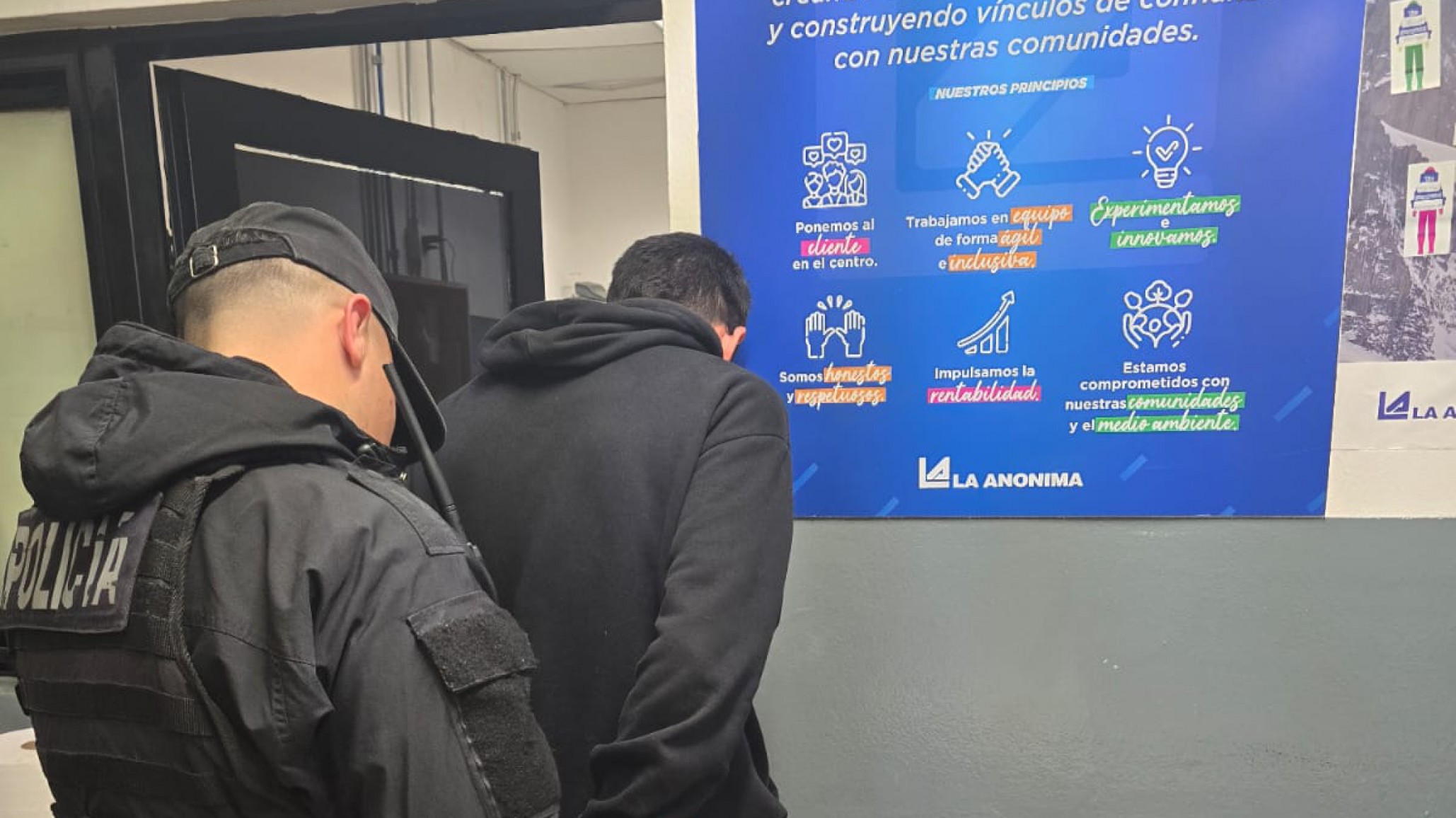 ¡Ladrón borracho! Intentó robar dos botellas de fernet y terminó detenido