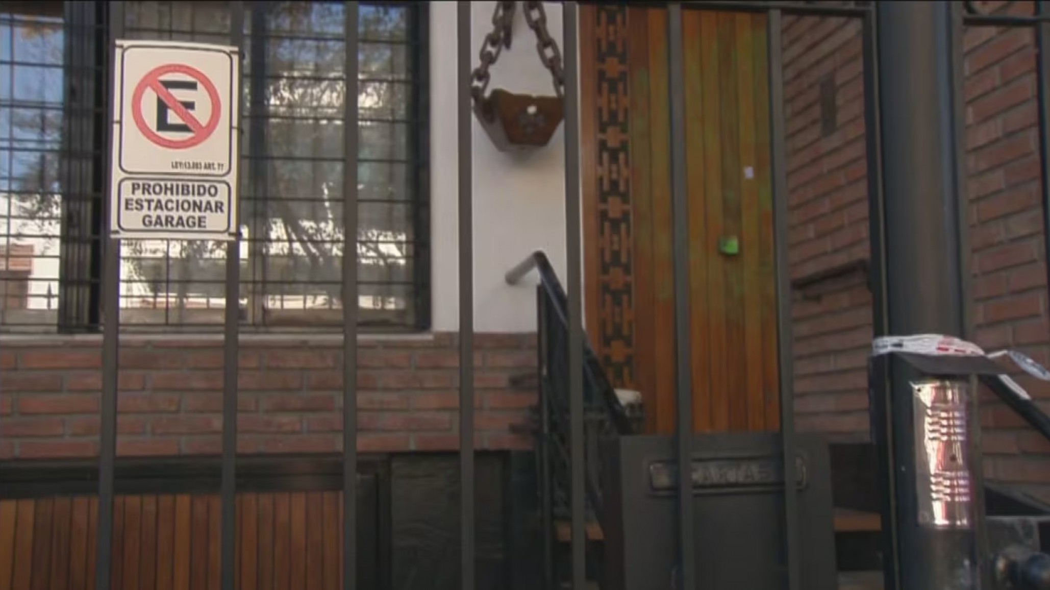 Buenos Aires: Un jubilado sufrió un robo en su casa, murió y su cuidadora está demorada