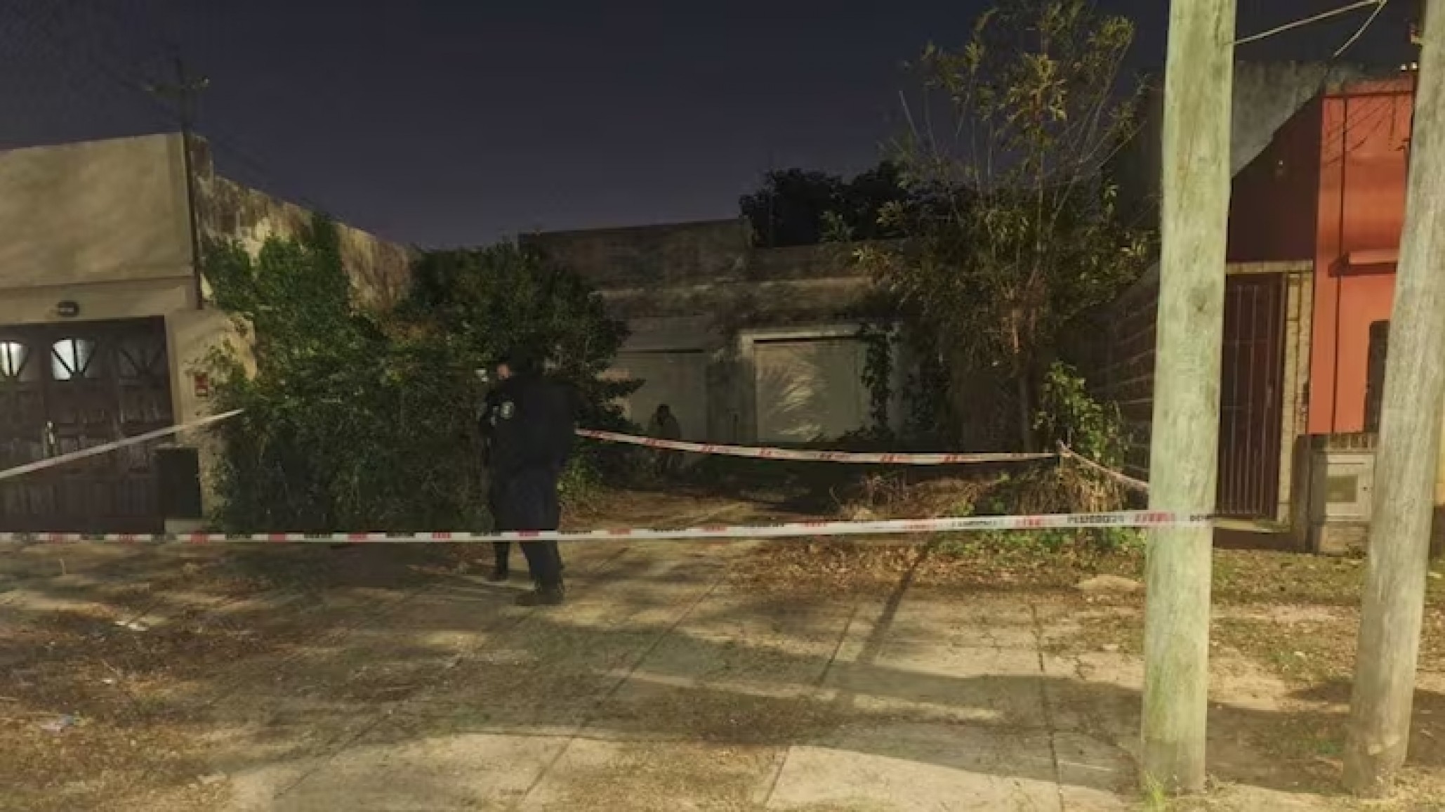 Horror en La Plata: un hombre convivió tres años con el cadáver de su madre