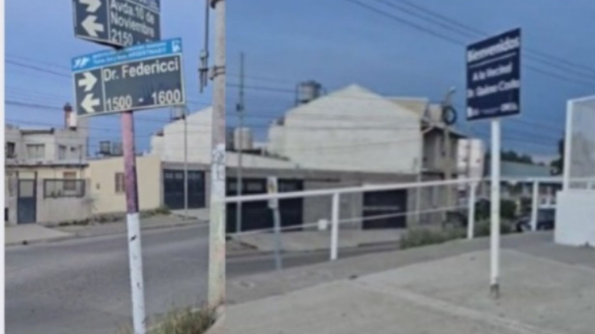 Una vecinalista del Quirno Costa auxilió al menor en estado de shock: "Lo secuestraron, le taparon los ojos y lo tiraron en la escuela"