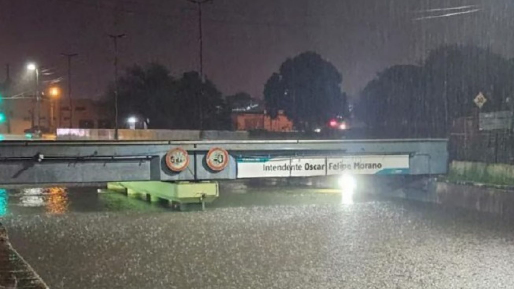 Tormentas en Buenos Aires: más de 1.000 evacuados y alerta roja en 10 municipios