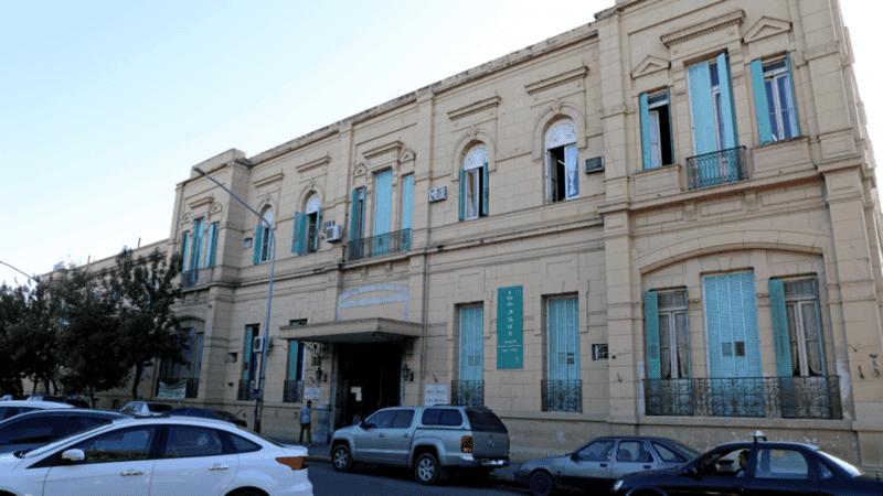 Policía embarazada recibió un disparo en la cabeza: su pareja, también policía, fue detenido por intento de femicidio