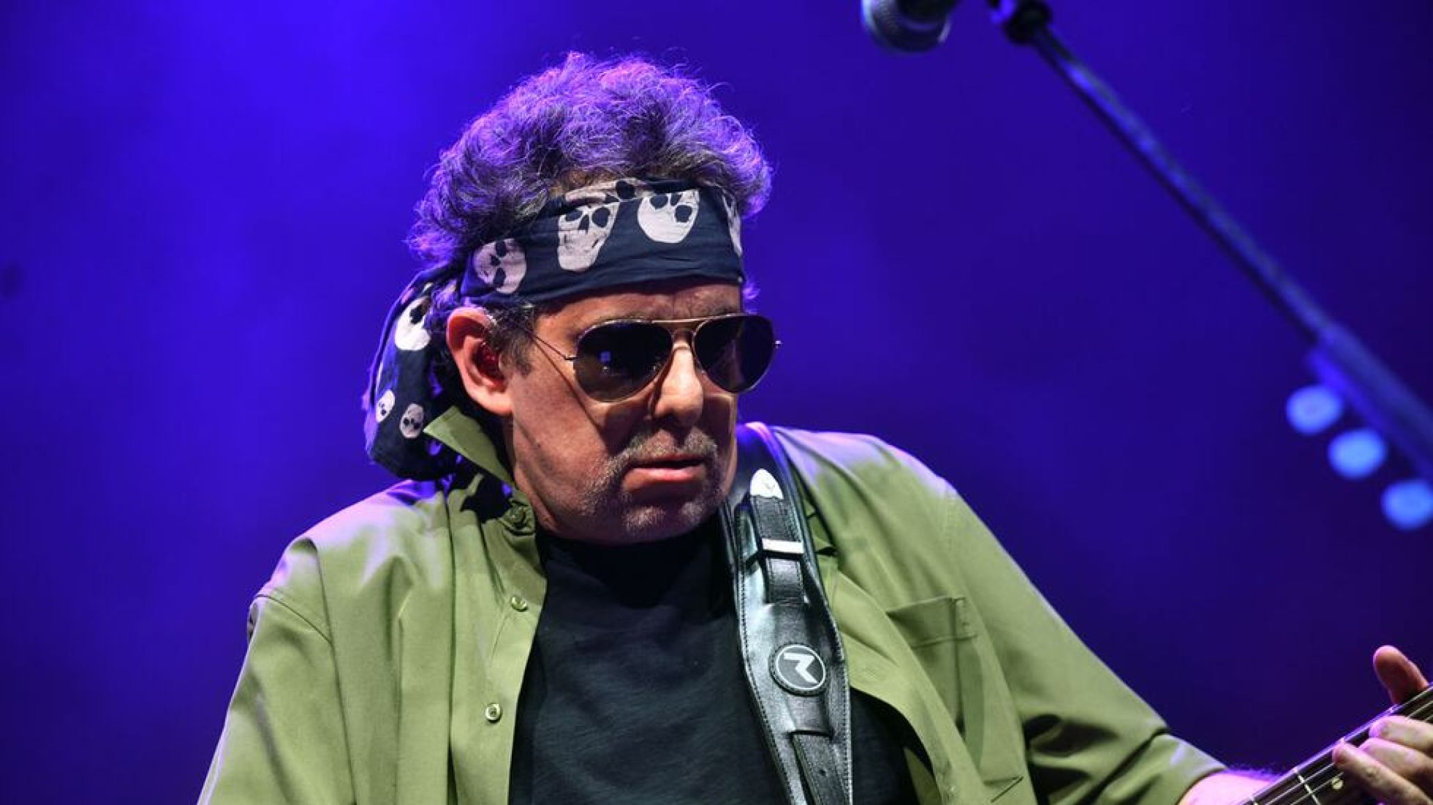 Andrés Calamaro defendió las corridas de toro en Colombia y se fue del escenario entre abucheos