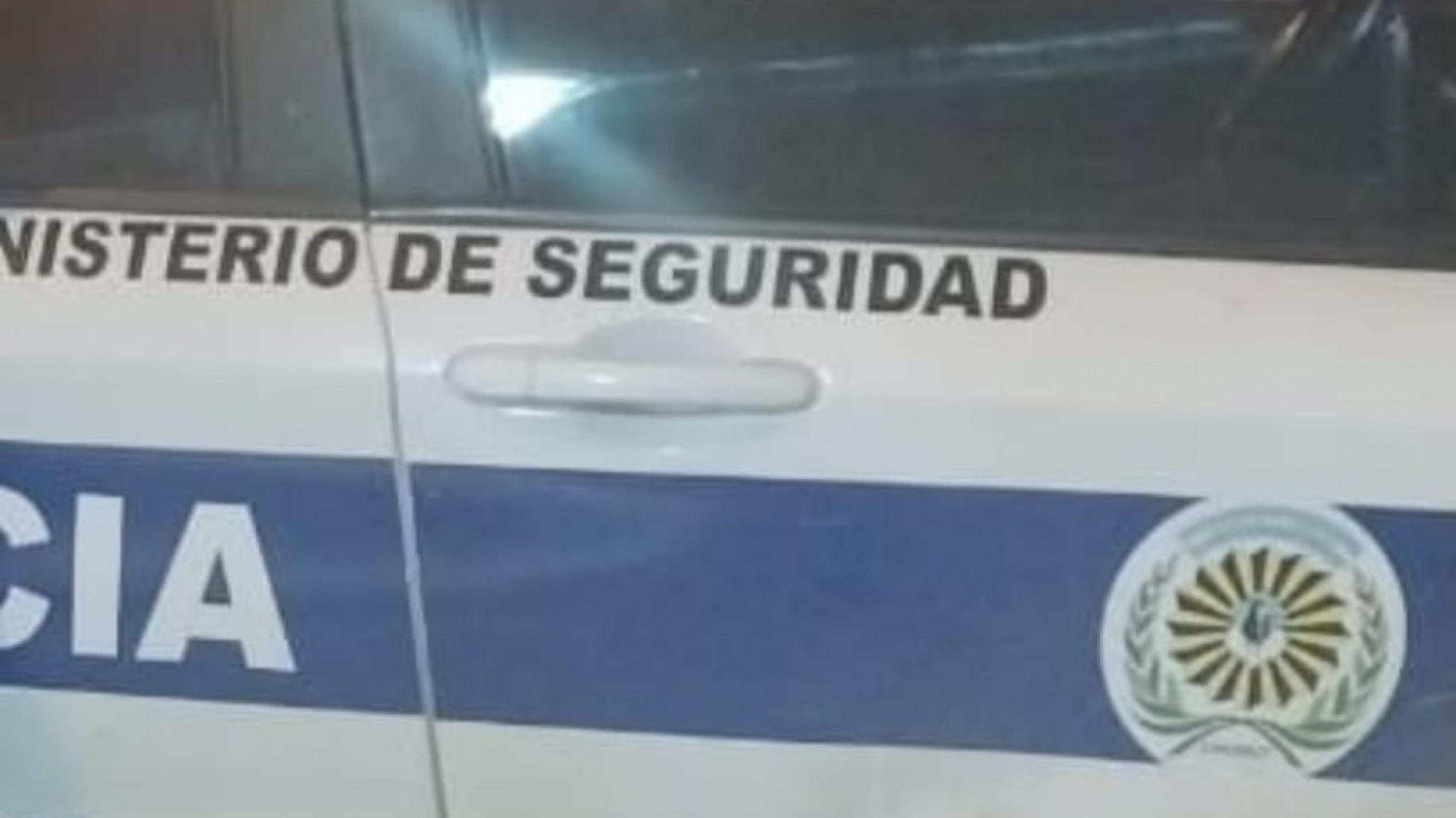 Tres menores robaron bijouterie valuada en $70 mil en pleno centro