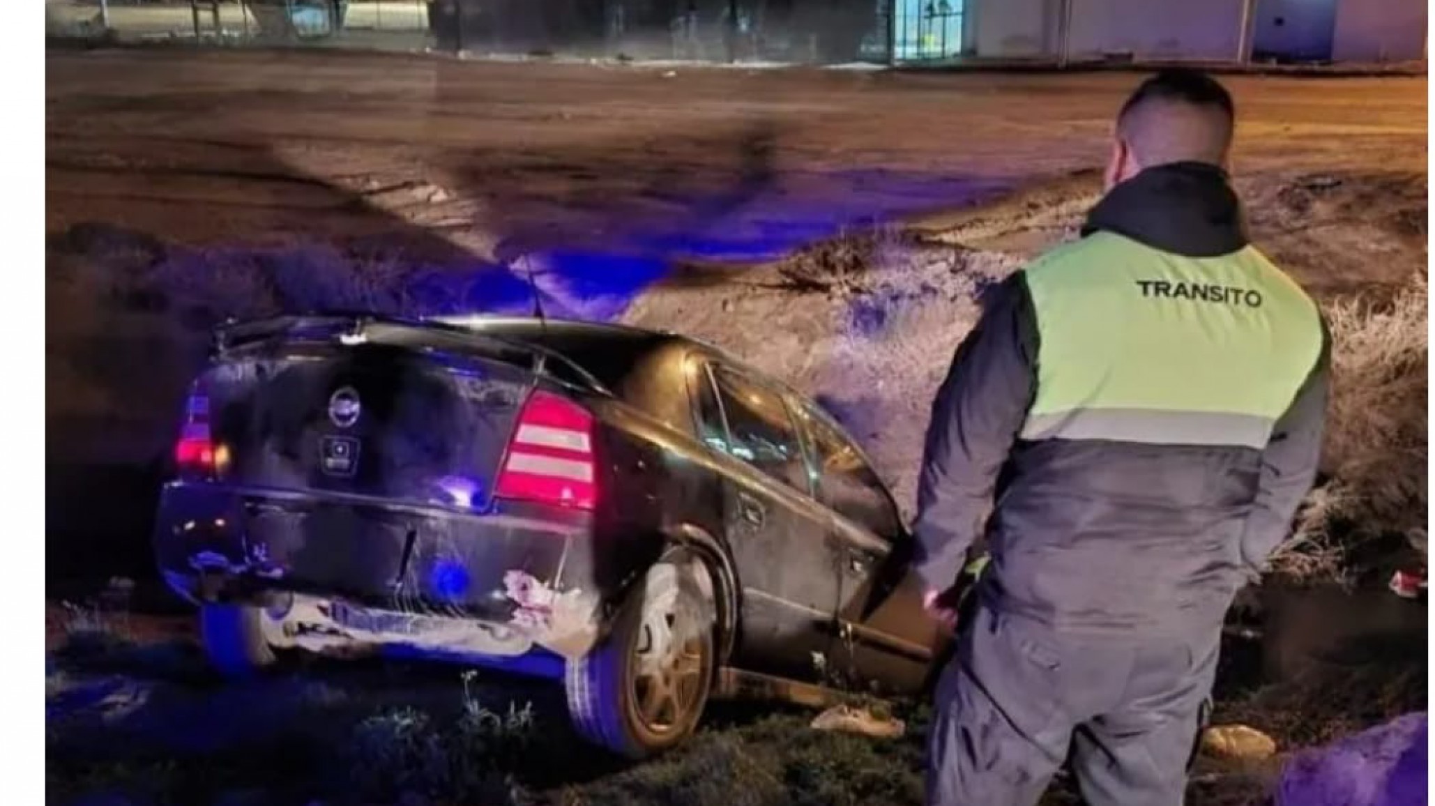 Vuelco: Manejaba ebrio, volcó y quiso escapar del control de alcoholemia