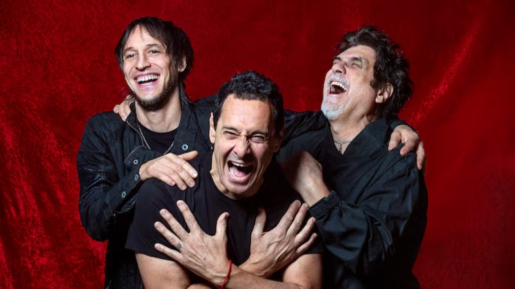 Divididos anunció la cancelación de su show en Comodoro