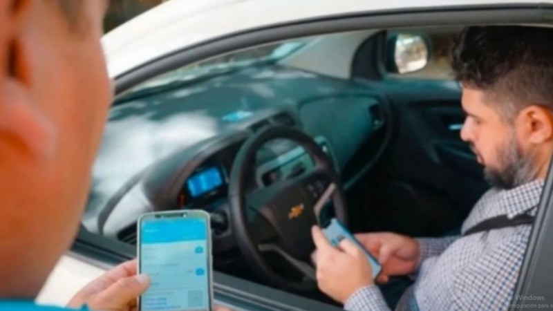 Problemas en renovación de licencia profesional: "Hace dos semanas ingresé datos y la aplicación no avanza: estamos a la deriva"