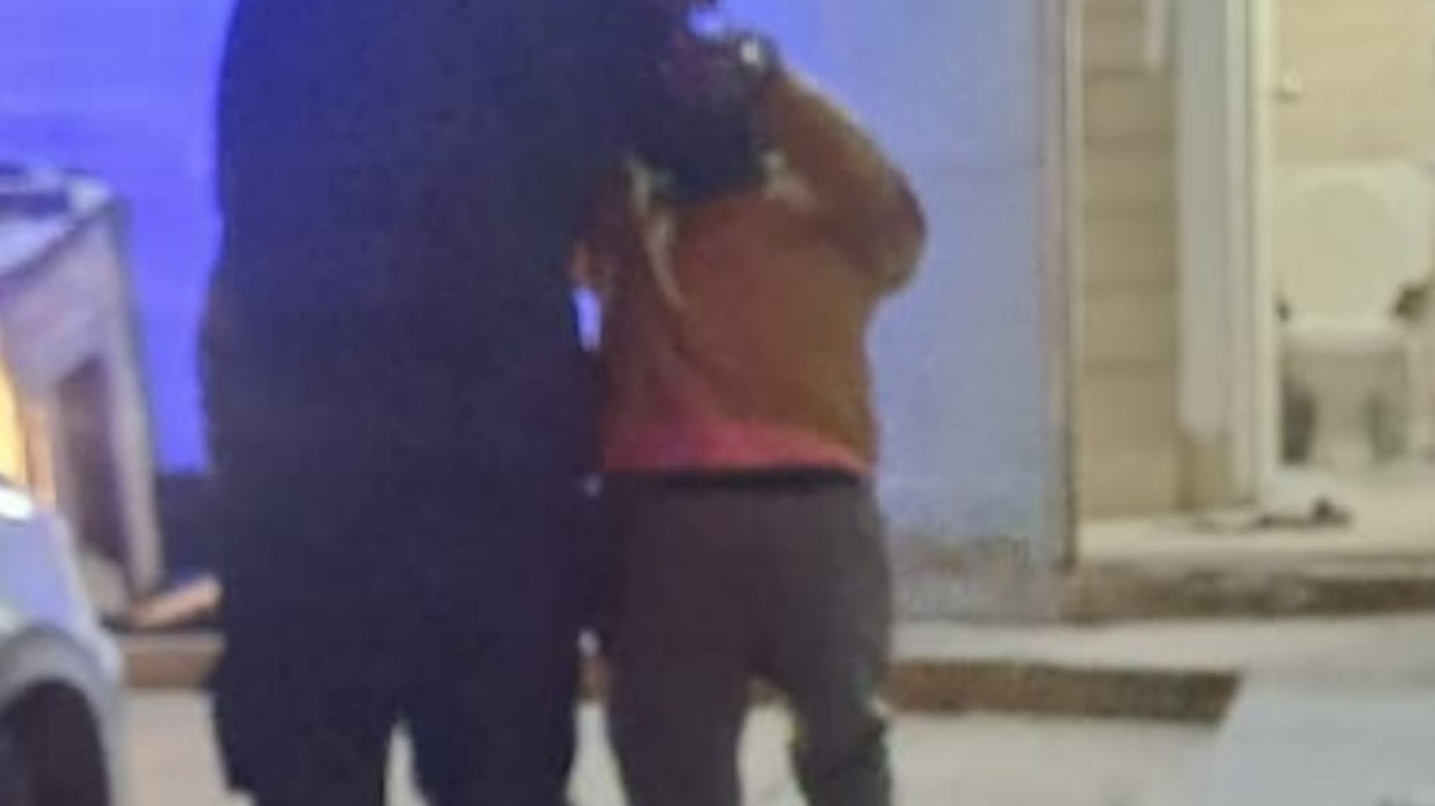 Robó una mochila de un auto, el dueño lo vio y los vecinos lo atraparon