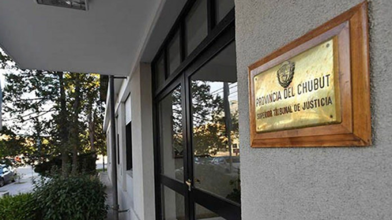 Defendió a un condenado por abuso y después representó a la víctima: el caso que llegó al STJ