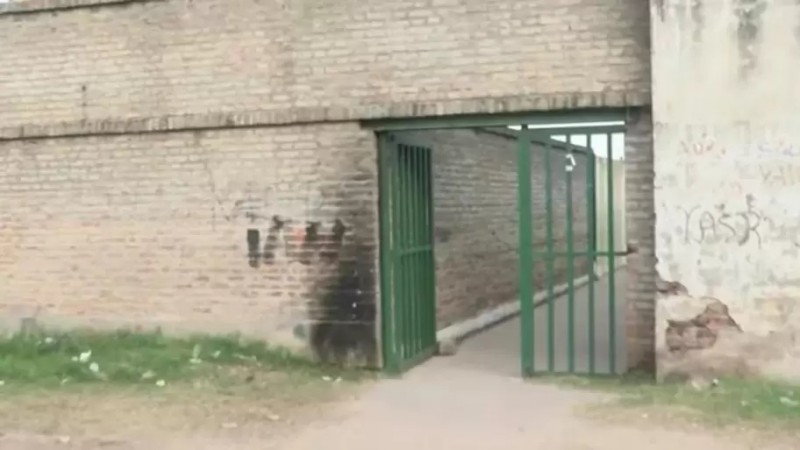 Rosario: Maestras de un jardín encontraron un arma de aire comprimido en la mochila de un nene de 4 años