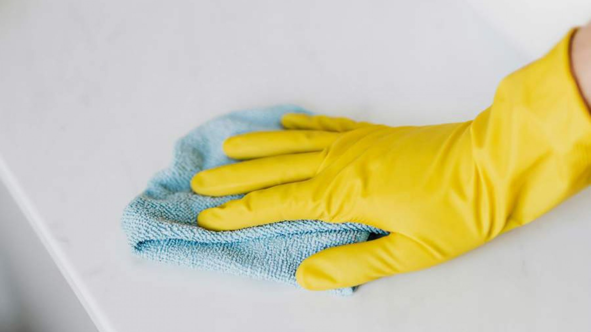 Alerta sanitaria: la ANMAT prohibió una marca de lavandina en todo el país