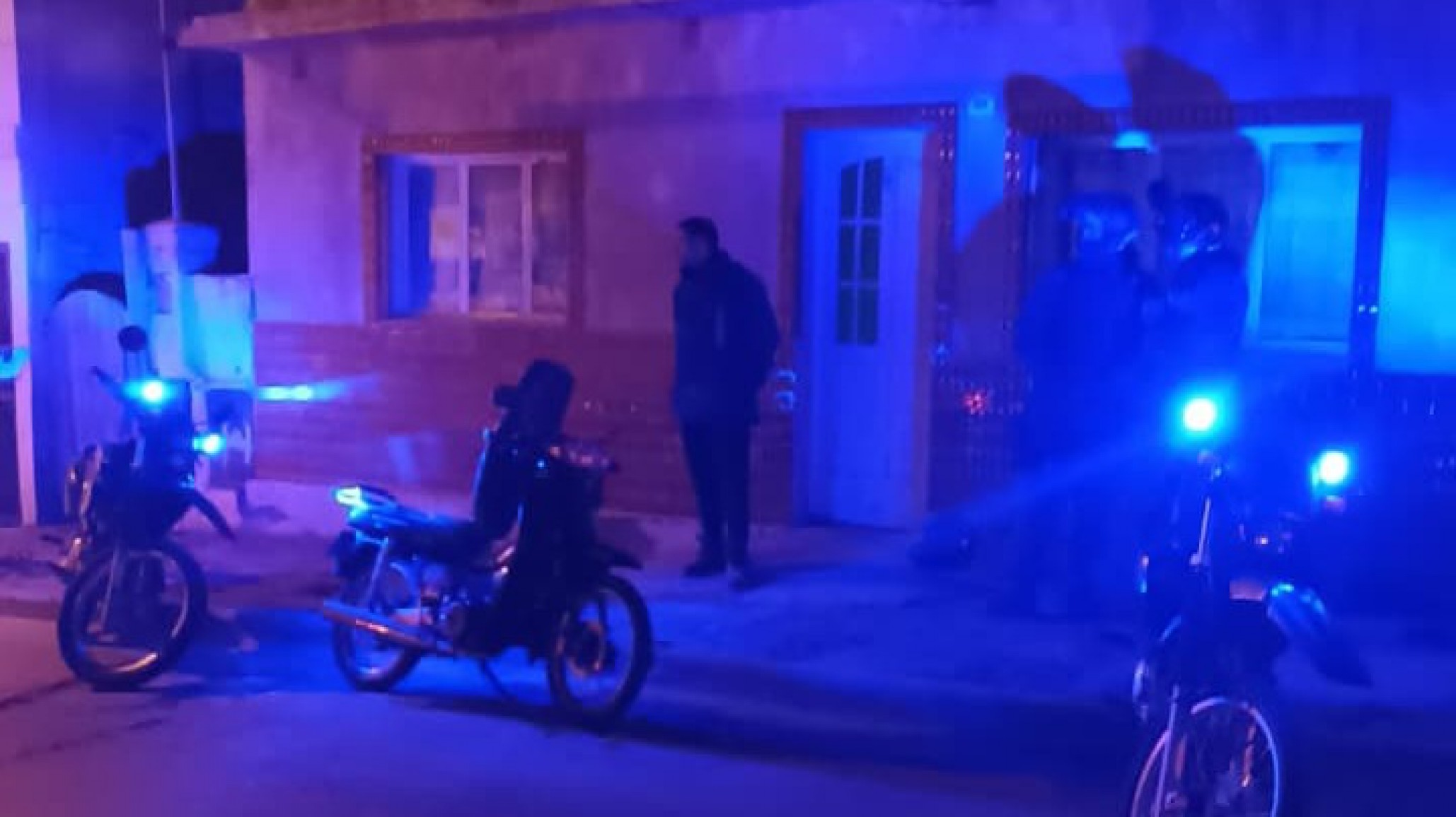 Hallaron una moto robada en el barrio José Fuchs y un hombre está imputado por encubrimiento