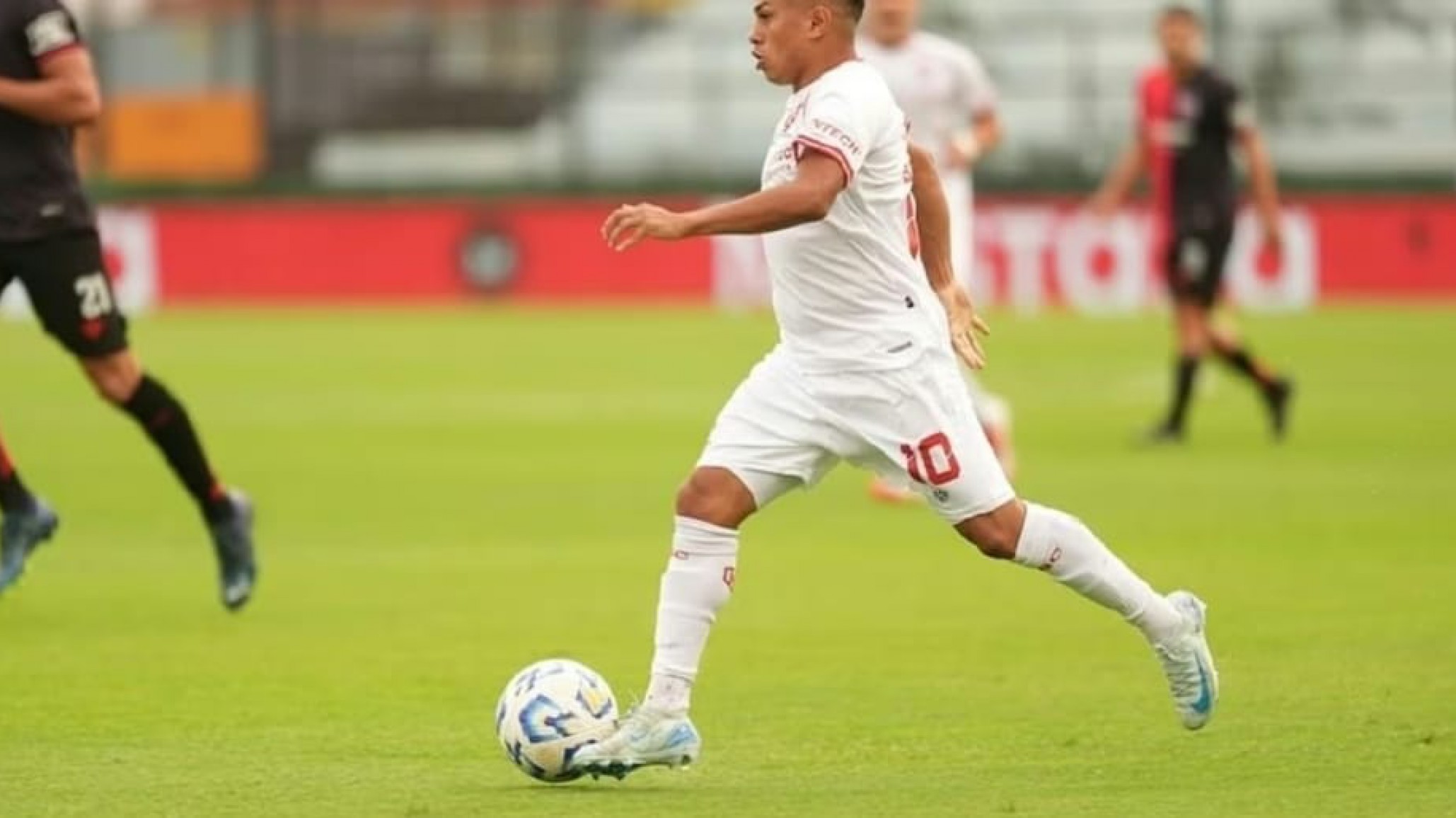 Perrito Barrios fue baleado y está detenido por un tiroteo en Dock Sud