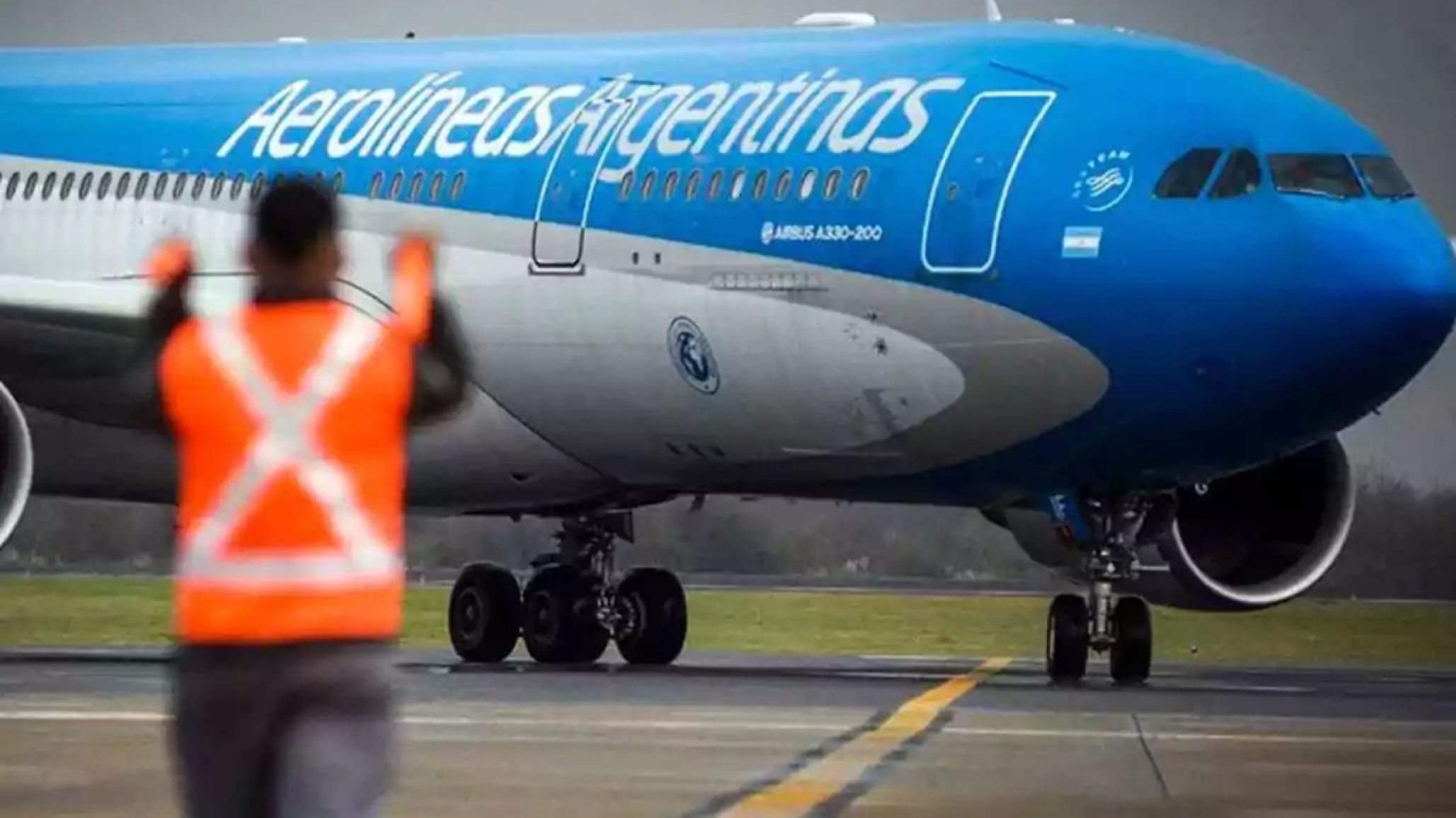 El paro de Aerolíneas Argentinas afectará a más de 6.000 pasajeros