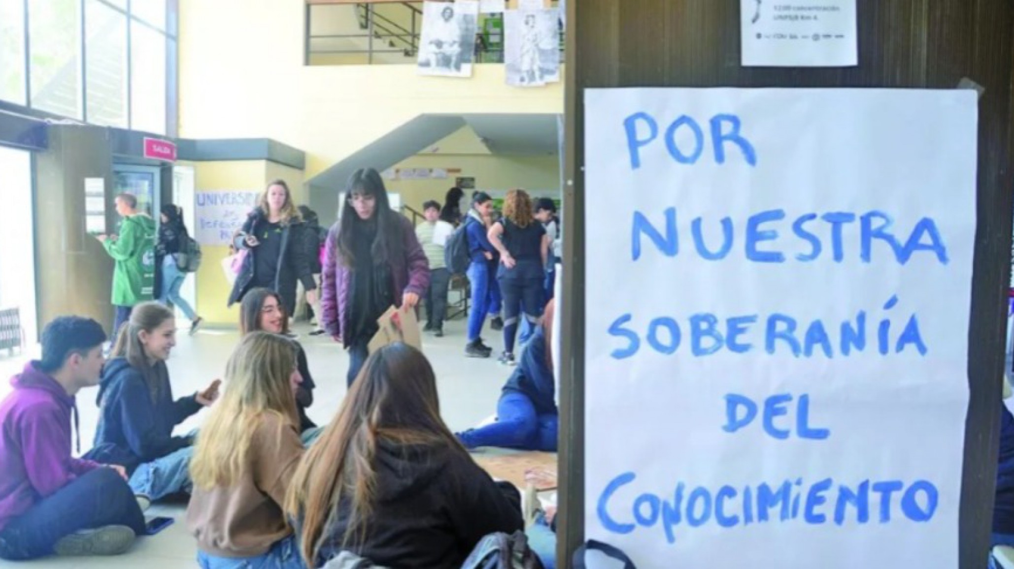 Docentes universitarios de Comodoro lanzan paro de 48 horas y anticipan posible marcha federal por financiamiento