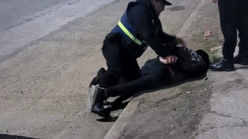 Robó un perfume en la farmacia y lo atraparon tras una persecución