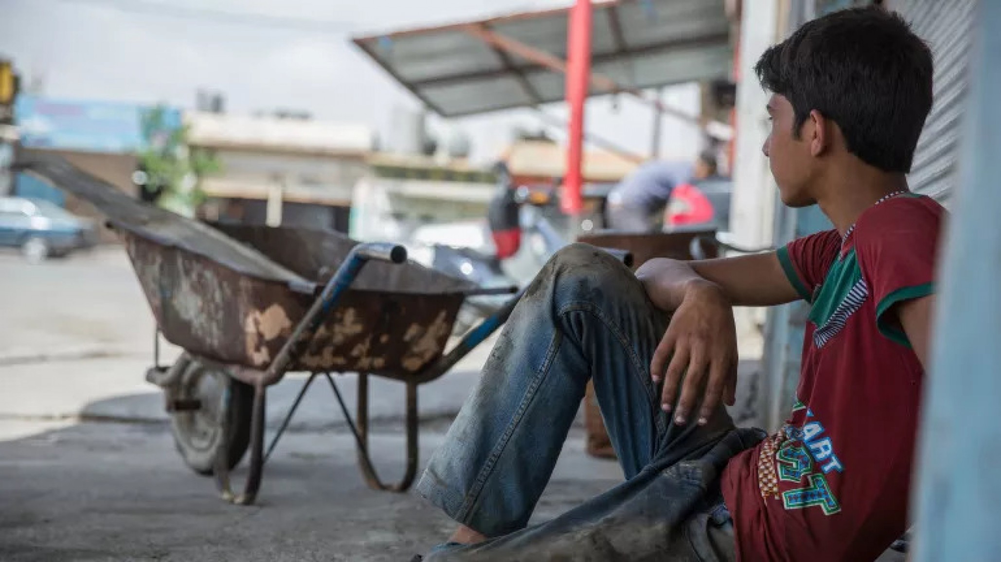 El 20% de los alumnos de 6° grado falta a clases para trabajar