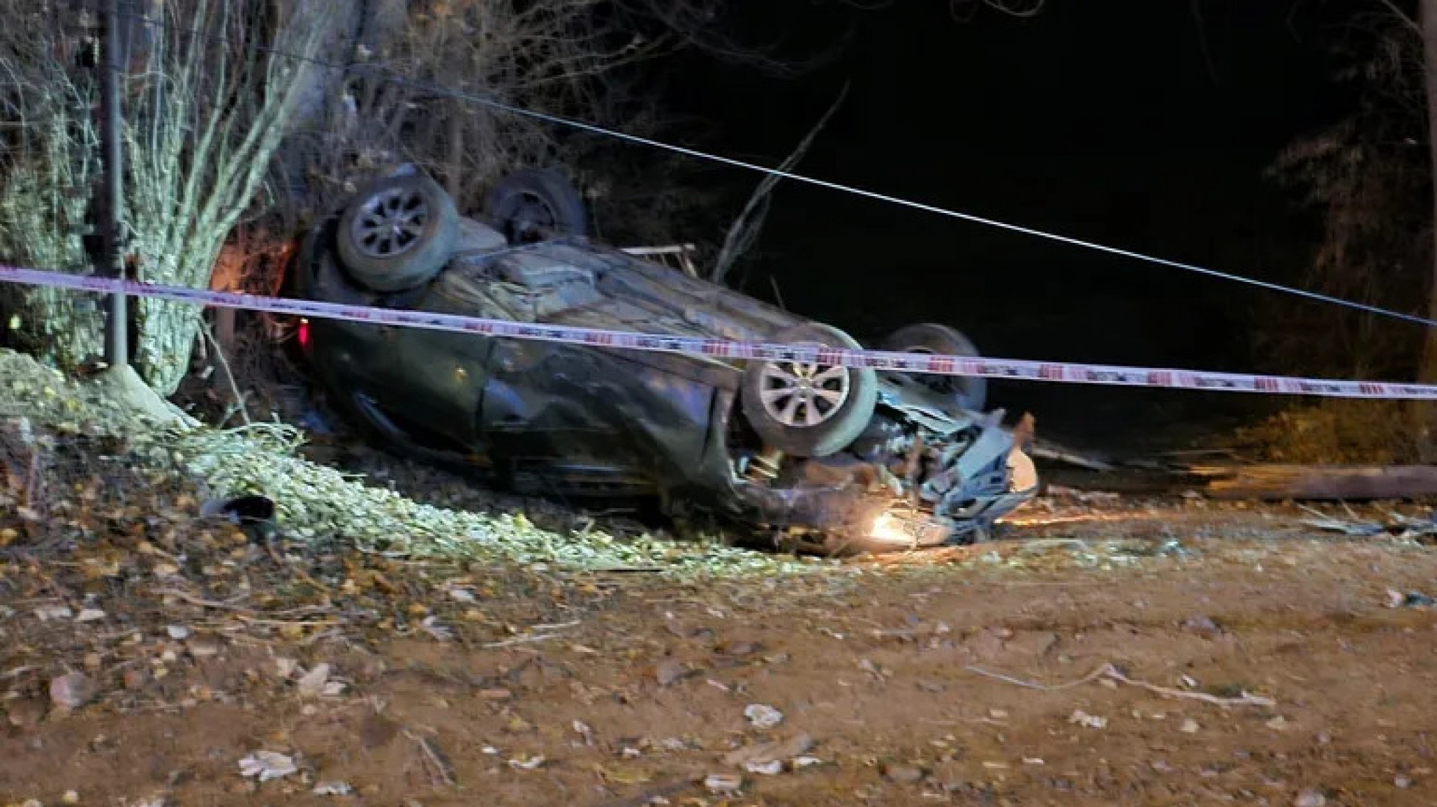 Un muerto y dos heridos tras un vuelco en la Ruta 7 camino a Centenario