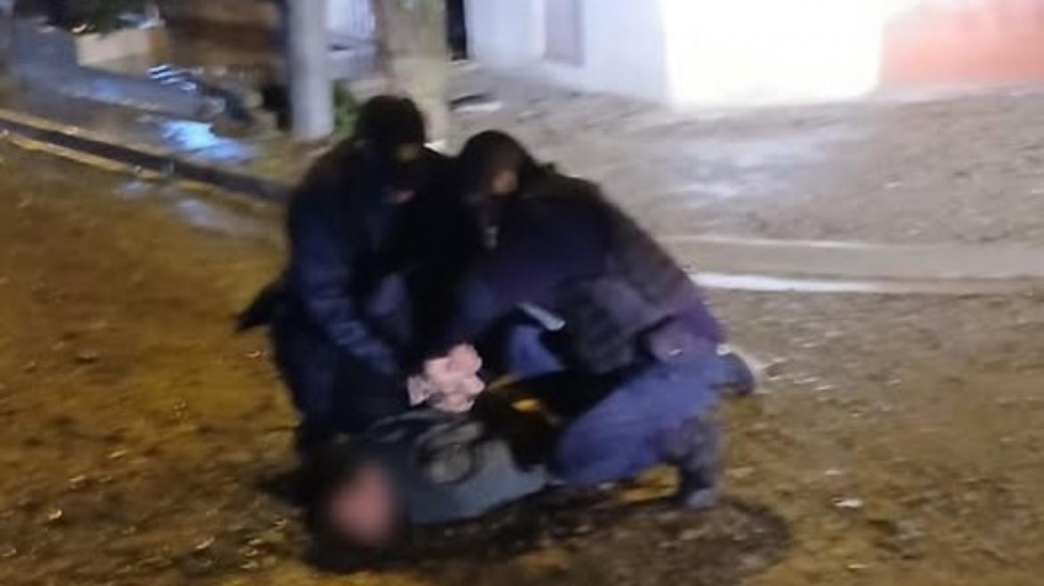 Detuvieron a un hombre con pedido de captura en el barrio Máximo Abásolo