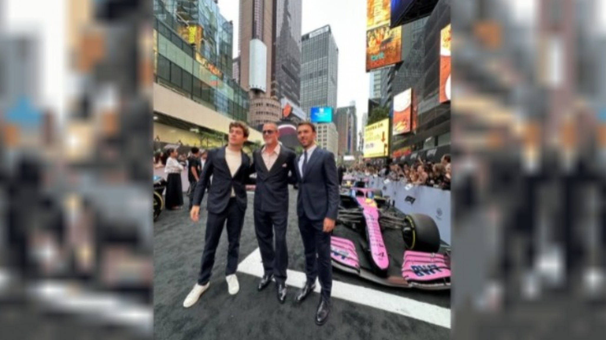Franco Colapinto deslumbró en Nueva York y saludó a Brad Pitt en la premiere de "F1: La película"